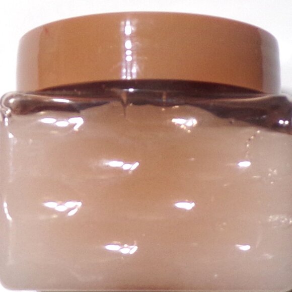 The Spathecary Hot Cocoa Body Scrub 6oz (Set of 2) - Picture 3 of 3